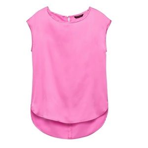Pink t-shirt banana republic